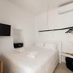 Aniko White Alley Aparthotel Mykonos Town