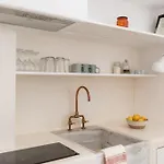 Aniko White Alley Aparthotel 4*