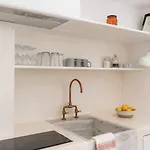 Aniko White Alley Aparthotel 4*