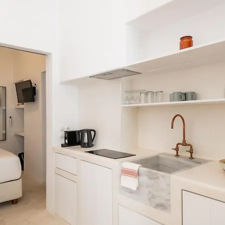 Apart-hotel Aníko White Alley