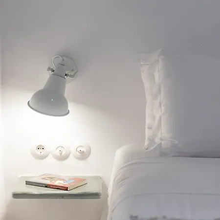 Aníko White Alley 4*