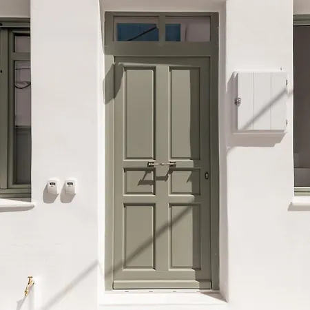 Ξενοδοχείο με διαμερίσματα Aniko White Alley *