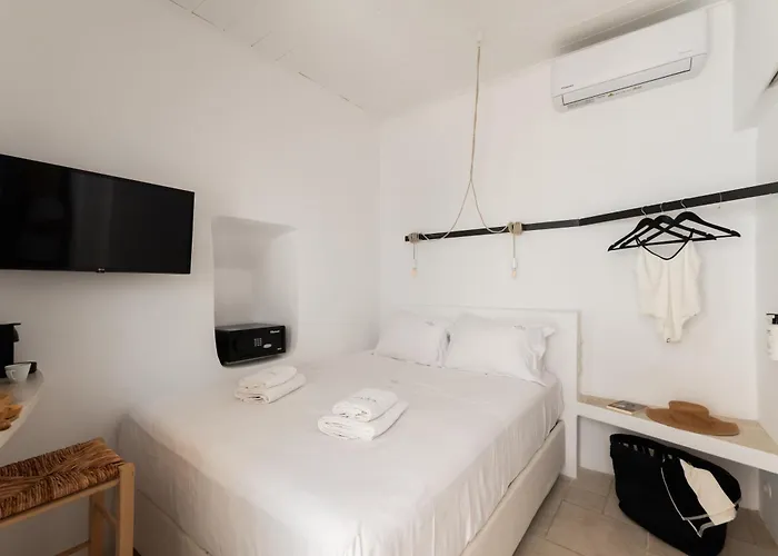 Aniko White Alley Aparthotel Mykonos Town