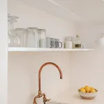 Aniko White Alley Lägenhetshotell