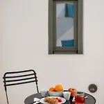 Aniko White Alley Lägenhetshotell